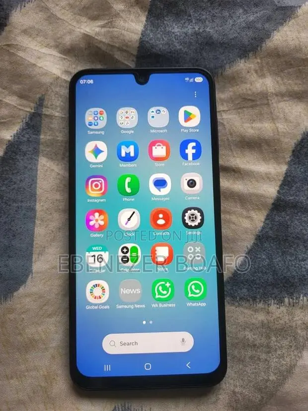 Samsung Galaxy A17 256 GB Black · Photo 1