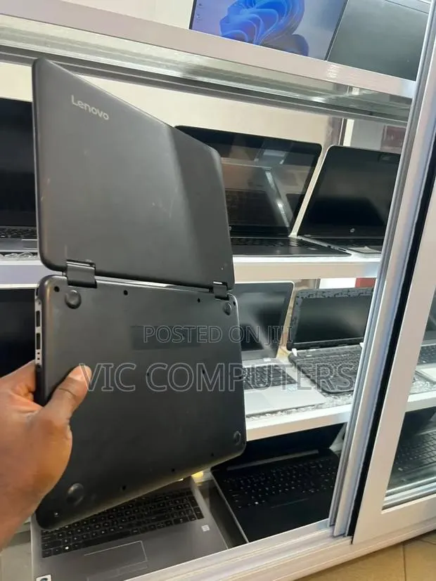 Laptop Lenovo Ideapad 3 4GB Intel Celeron SSD 128GB · Photo 1
