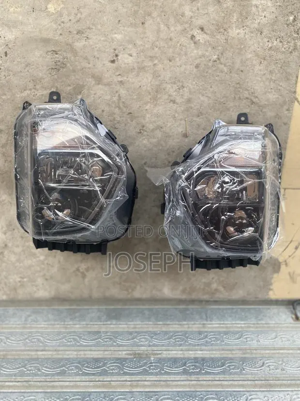 Santa Fe 2019,2020,2021 Headlight · Photo 1