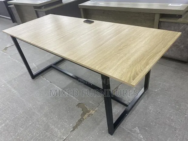 Mini Conference Table 6 to 8 Seater · Photo 1