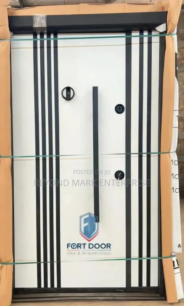 Luxury One and Half Security Door · Photo 1