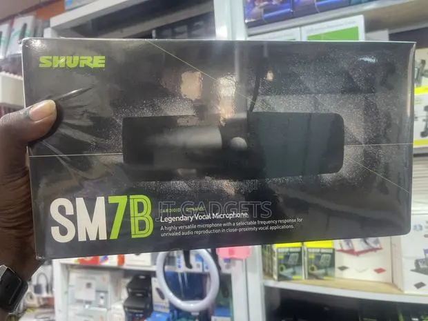 Shure SM7B — Legendary Cardioid Dynamic Vocal Microphone · Photo 1