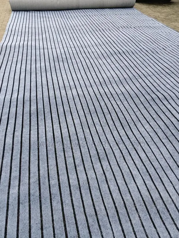 Thick Stripes Carpet · Photo 1