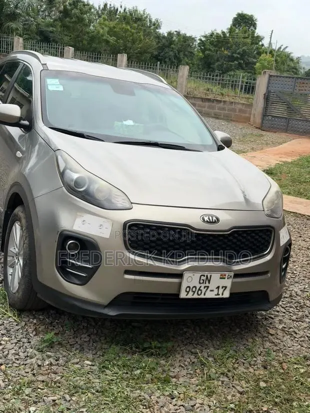Kia Sportage 2017 Gray · Photo 1