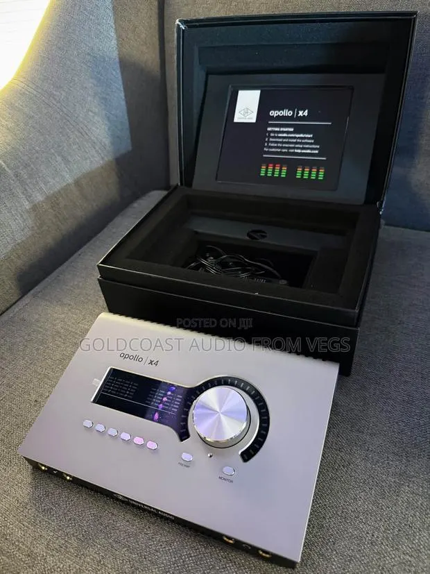 Uad Apollo X4 Gen 2 Thunderbolt 3 Audio Interface With Ess+ Bundle · Photo 1