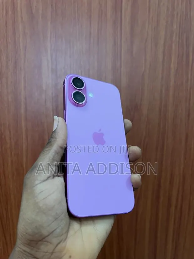 Apple iPhone 16 128 GB Blue · Photo 1