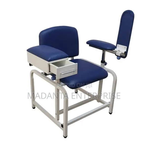 Blood Donation Chair With Drawer · Photo 1