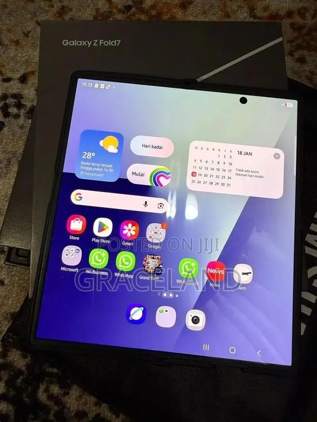 New Samsung Galaxy Z Fold7 256 GB Black · Photo 1