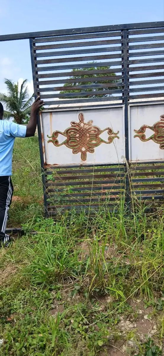Full Plot Fenced in Kasoa Dawa Near the Sea for Dale · Photo 1