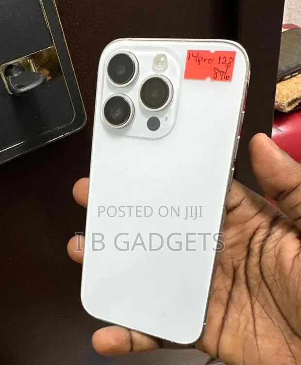 Apple iPhone 14 Pro 128 GB White · Photo 3