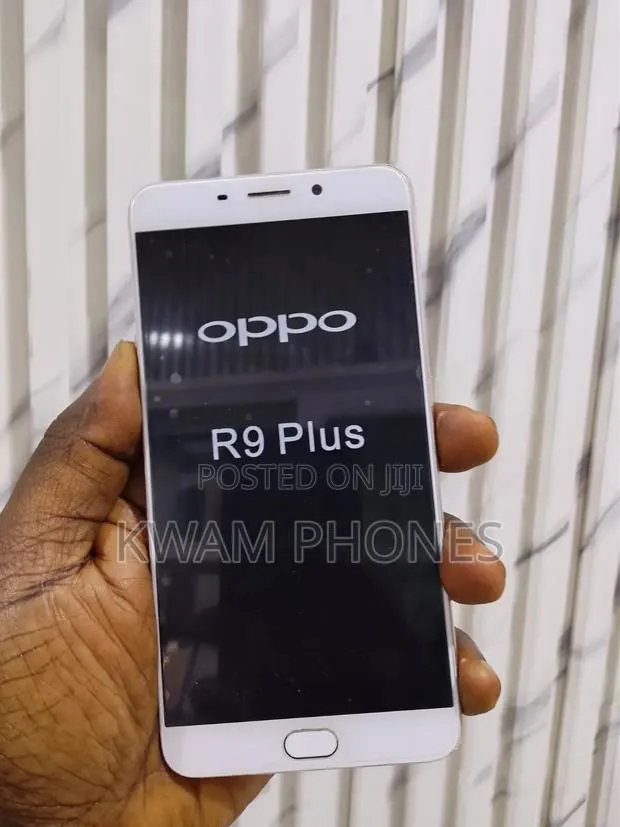 New Oppo R9 Plus 128 GB Bronze · Photo 1