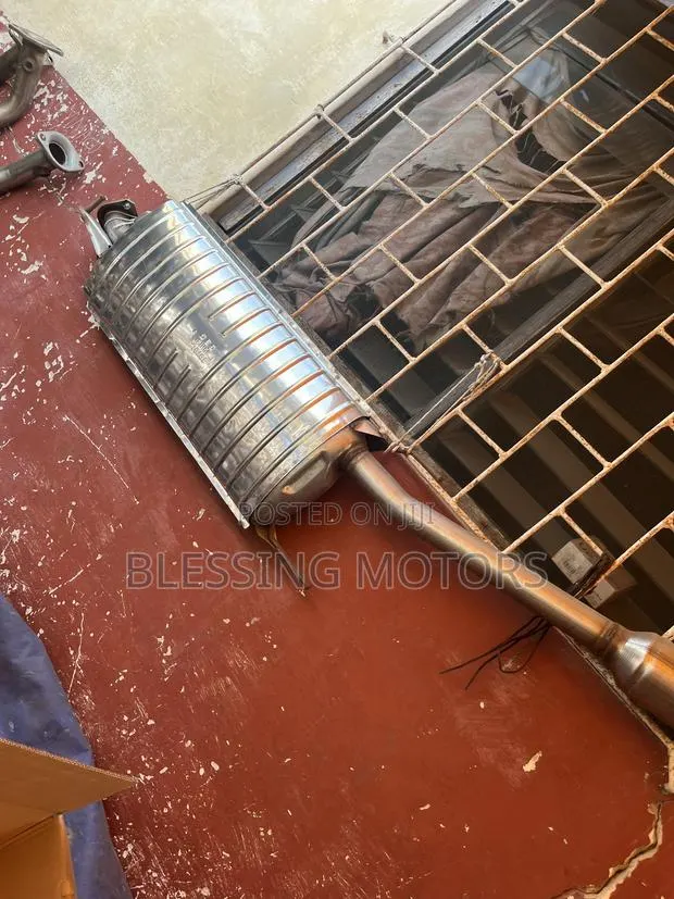 Toyota Rav4 Catalytic Converter 2020-2024 · Photo 1