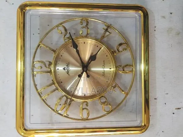 Wall Clock · Photo 1