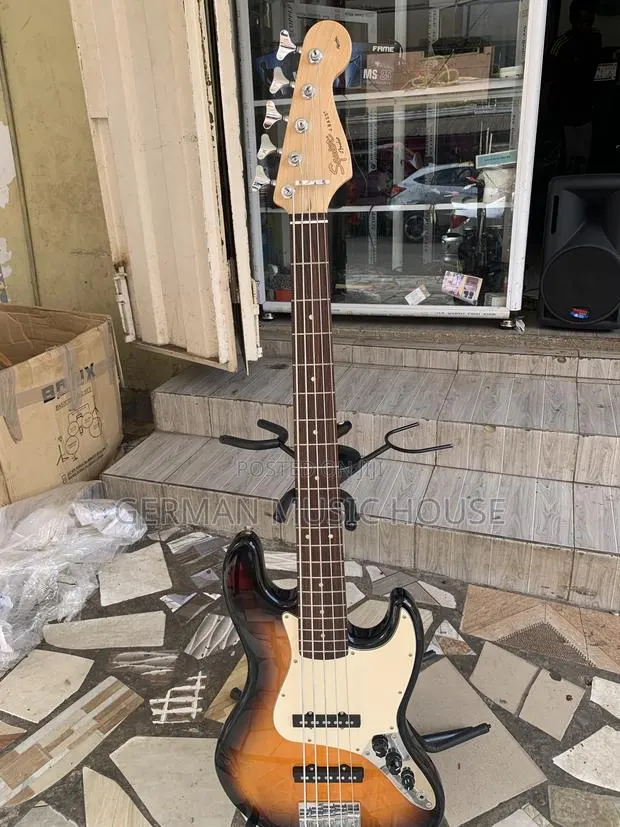 Fender Squirer · Photo 1