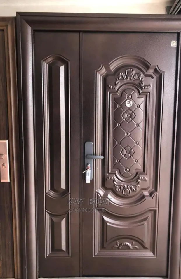One and Half Brown Door Available · Photo 1