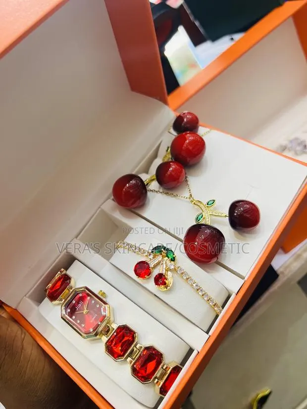 Wristwatch Gift Box Combo · Photo 1