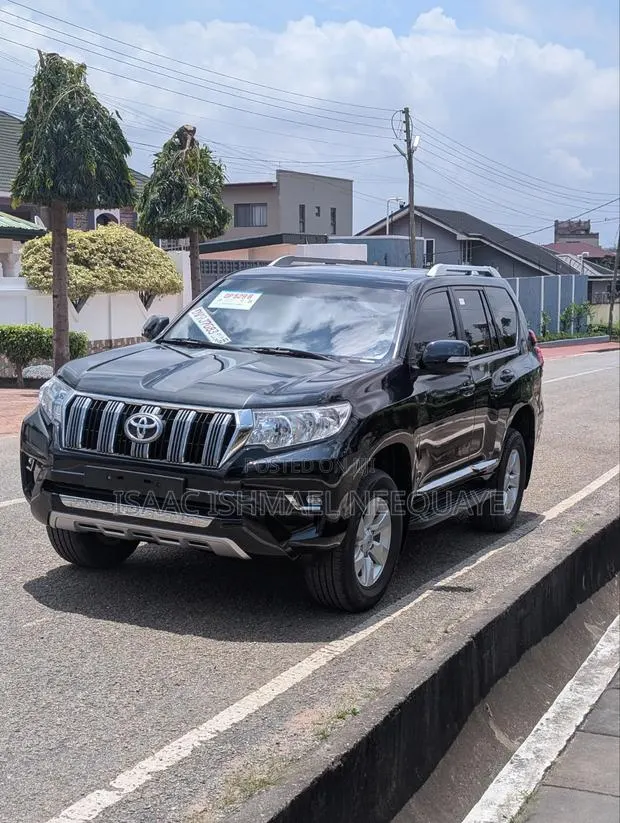Toyota Land Cruiser Prado 2.7 2023 Black · Photo 1