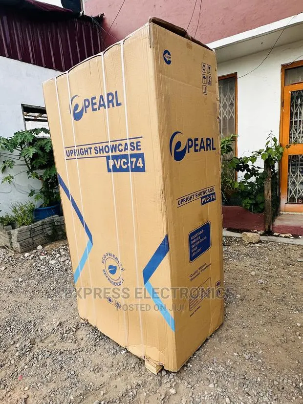 PVC-74 Buy for Less Pearl Display Fridge · Photo 1