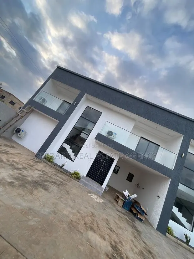3bdrm Duplex in Sefdard Properties, Pokuase for rent · Photo 1
