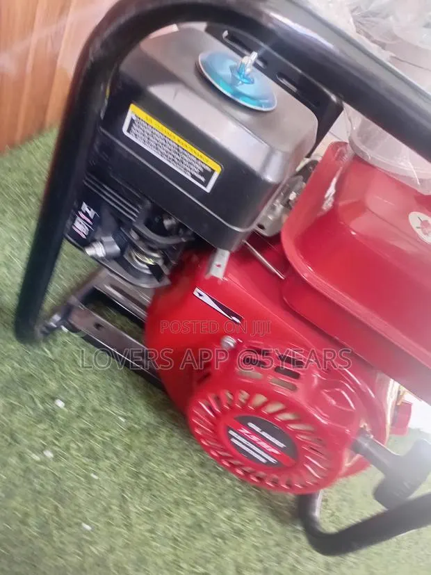 Efficient Water Pump for Domestic Water Supply Honda Water Pump · Photo 1