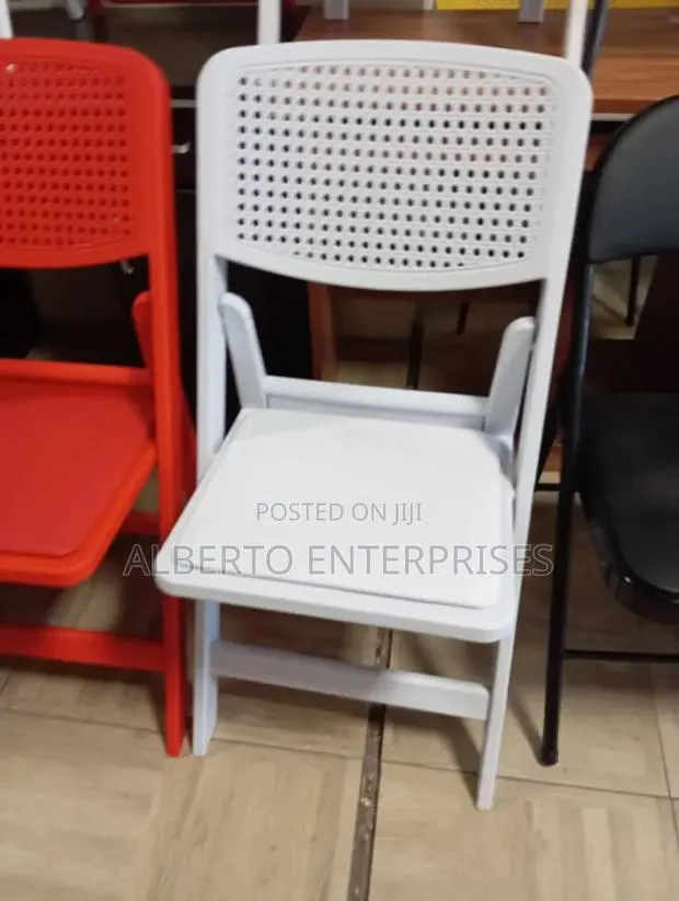 Fordable Chairs · Photo 1