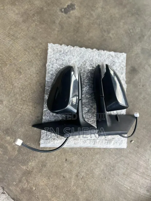 Toyota Corolla 2014 2015 2016 2017 2018 2019 Mirror With Light · Photo 1