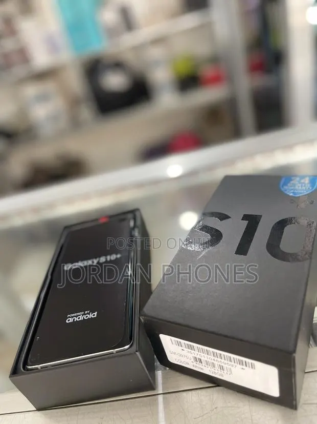 New Samsung Galaxy S10 Plus 128 GB White · Photo 1