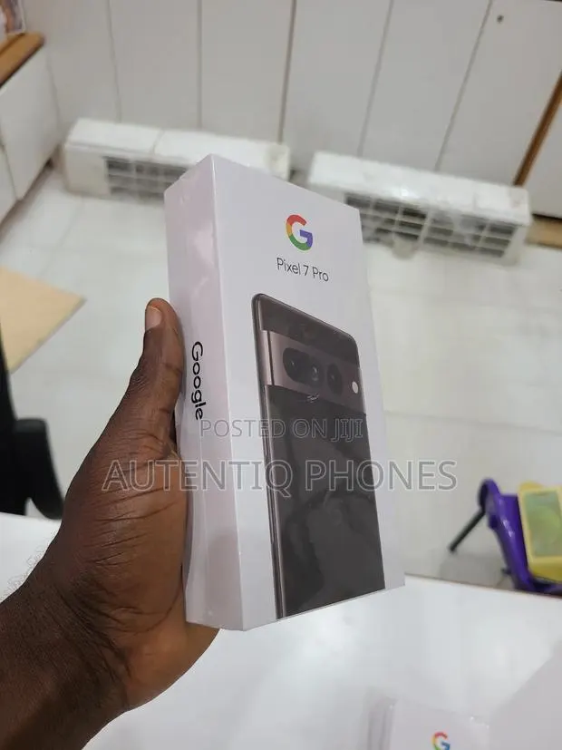 New Google Pixel 7 Pro 128 GB Black · Photo 1
