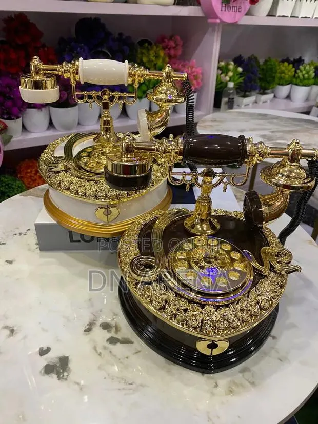 Ornament Retro Dial Telephone Music Box With Drawer Golden Brown · Photo 1