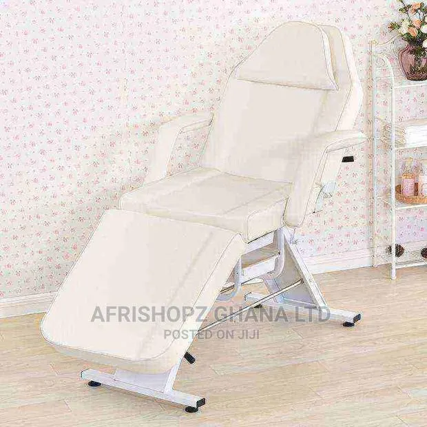 Facial Therapy Bed · Photo 1