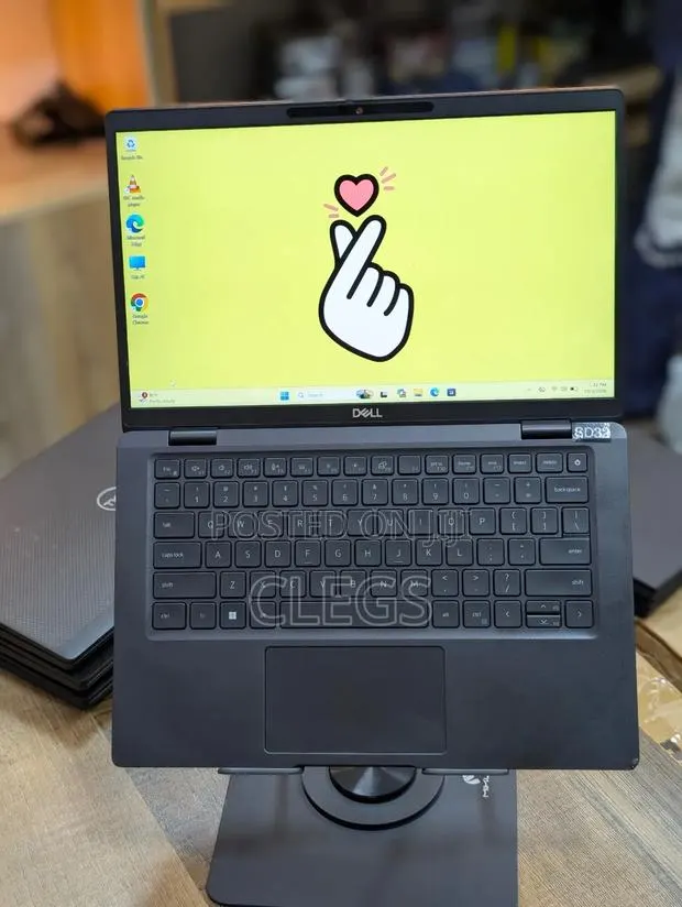 Laptop Dell Latitude 7320 16GB Intel Core i5 SSD 256GB · Photo 1