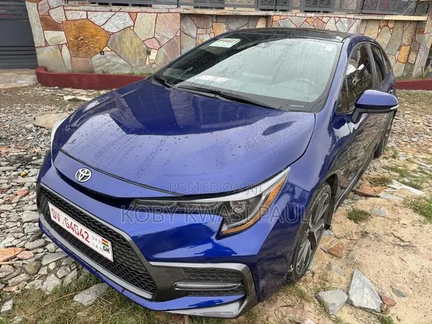 Toyota Corolla SE 2022 Blue · Photo 1