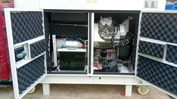 Heavy**-Duty Perkins 20kva Diesel Generator · Photo 1