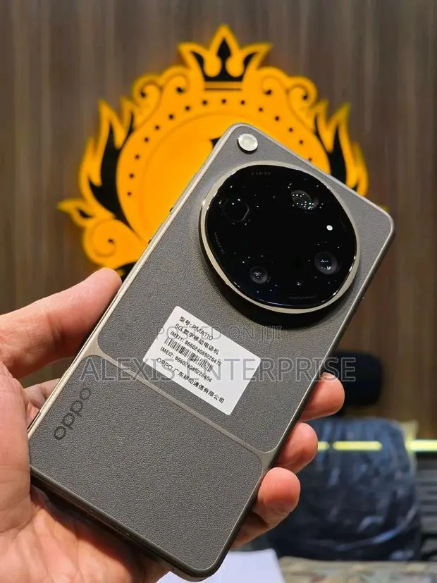 Oppo Find X9 Ultra 256 GB Black · Photo 1