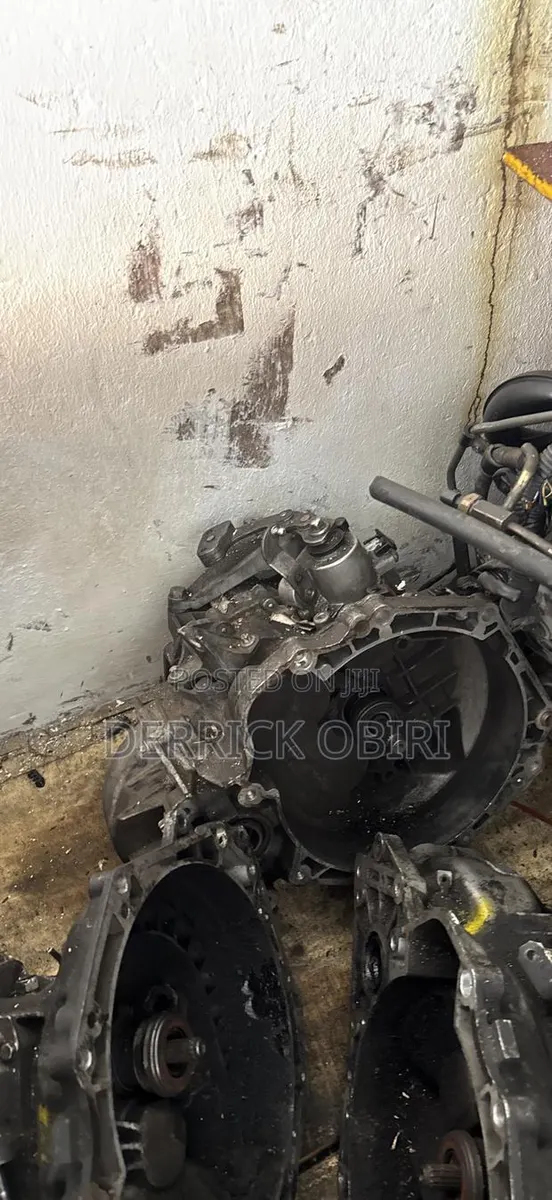 Hyundai Accent Manual Gear Box · Photo 1