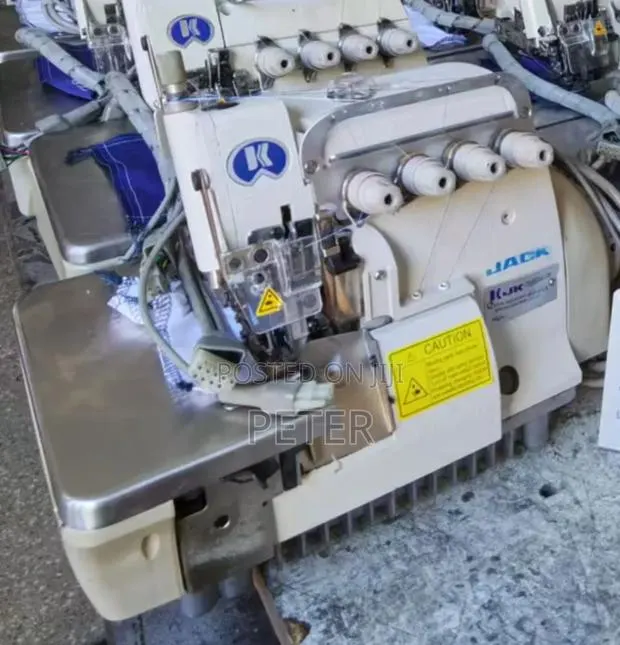 Jack Direct Drive Knitting Machine · Photo 3