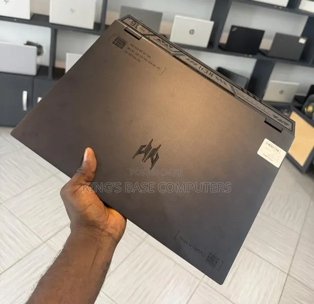 Laptop Acer Predator Helios Neo 16 16GB Intel Core i9 SSD 1T · Photo 1