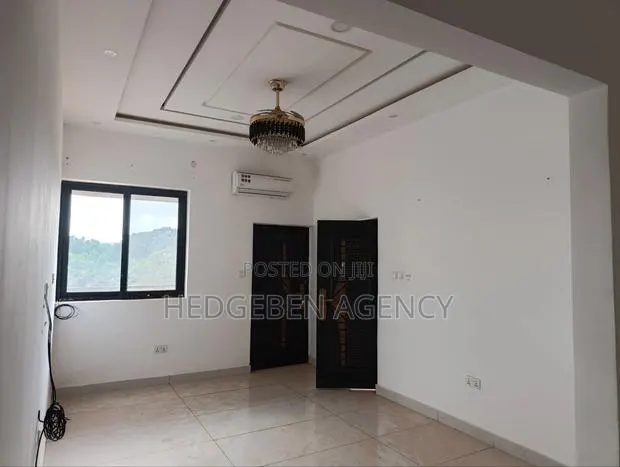 2bdrm Apartment in Pantang Hospital, New Site for rent · Photo 1