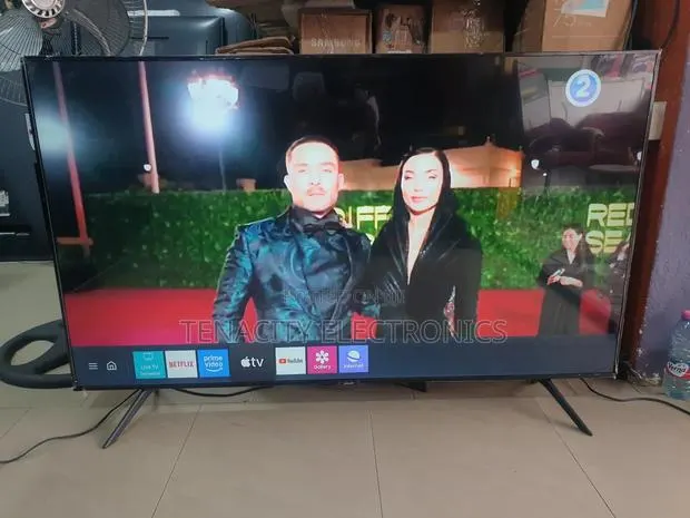 Samsung Crystal Uhd 55 " Smart Tv · Photo 1