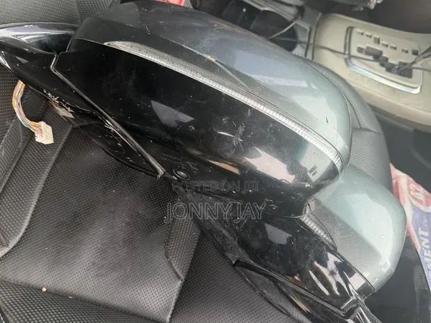 2019, 2020, 2021, 2022Acura MDX Side Mirror (Pair) · Photo 1