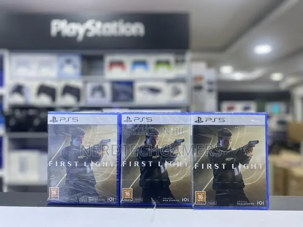 007 First Light for Playstation 5 (Ps5). · Photo 1