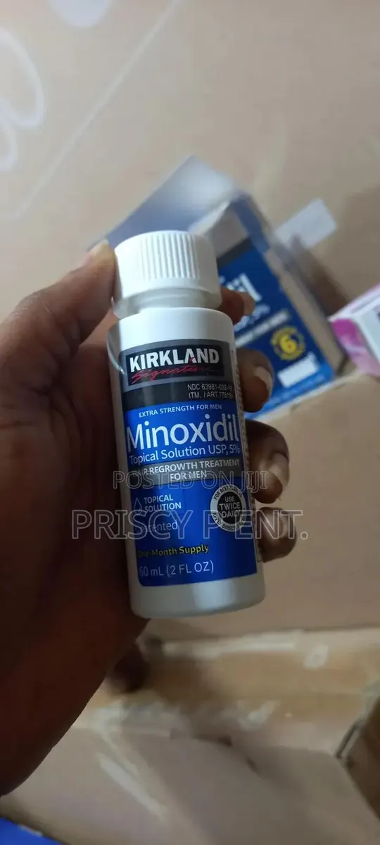 Sealed Kirkland Minoxidil · Photo 1