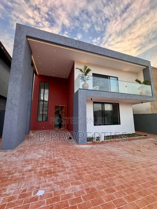 5bdrm House in Kb Properties, A&C Mall Area for sale · Photo 1
