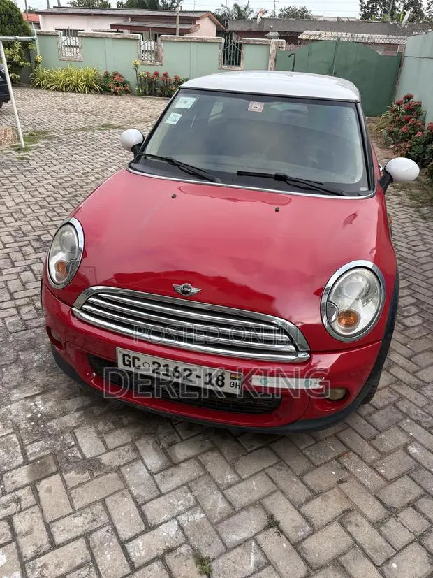 Mini Cooper 2012 Red · Photo 1