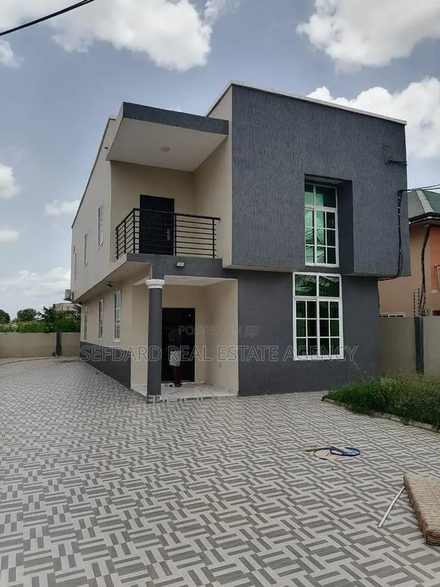 4bdrm Duplex in Sefdard Properties, Pokuase for rent · Photo 1