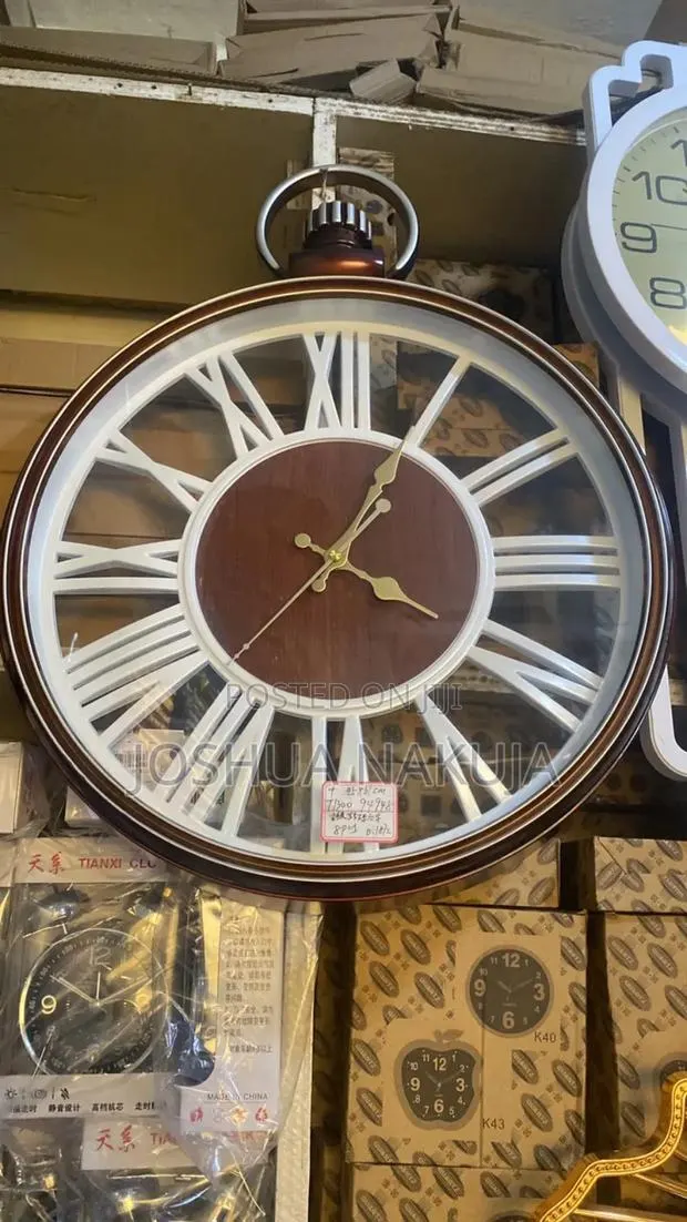 Home Clock · Photo 1