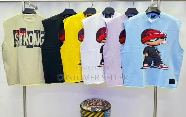 Armless T-Shirt · Photo 1