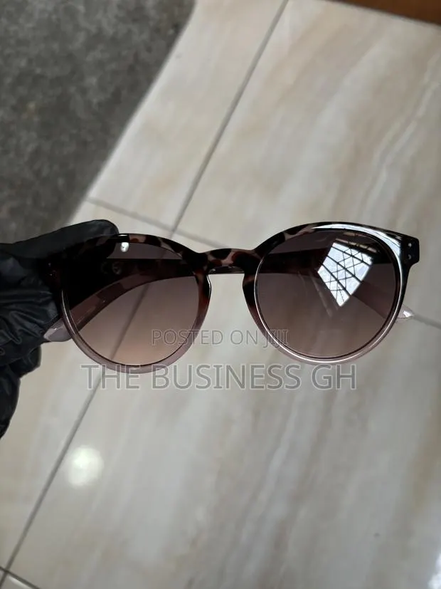 J- Club Multicolor Sunglasses · Photo 1