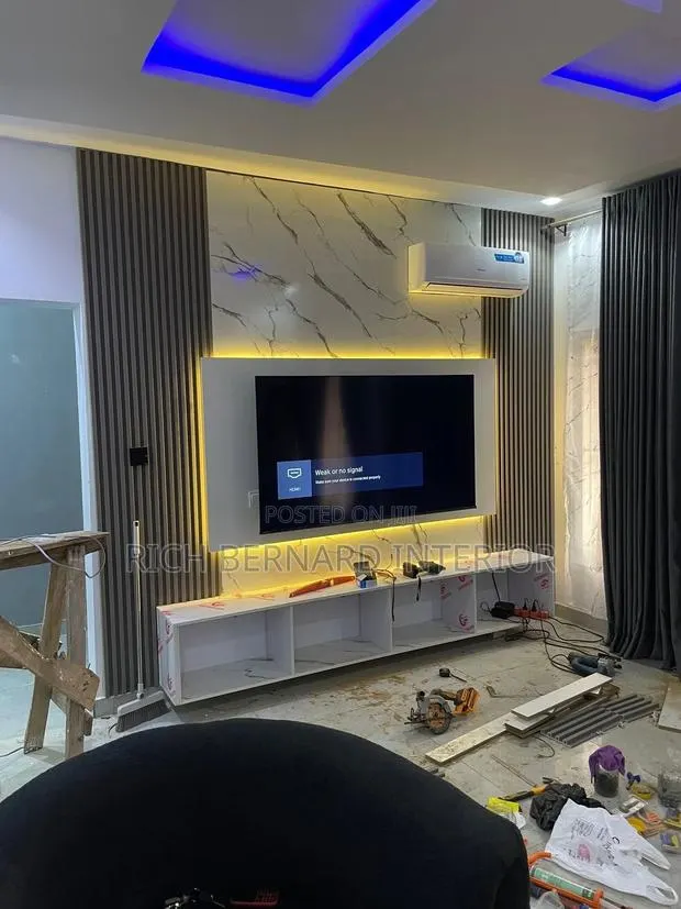 Modern Tv Console · Photo 1