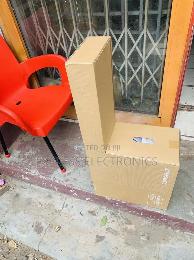 Ultra Slim Sleek Design Samsung B450f Sound System · Photo 1